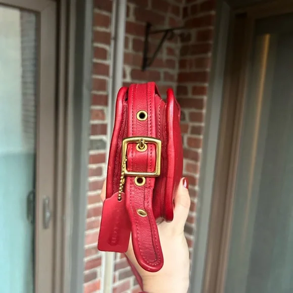 Vintage coach 9167 over counter camera bag crossbody red leather retro y2 legacy - Picture 4 of 14